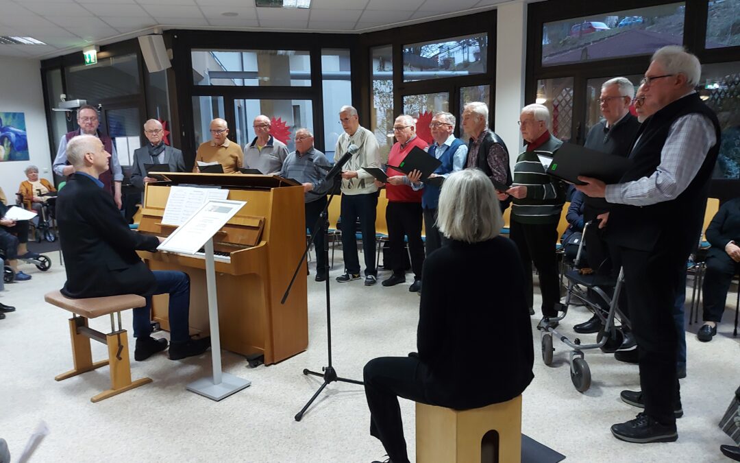 „Singen unterm Sternenhimmel“ im Seniorenzentrum St. Lukas